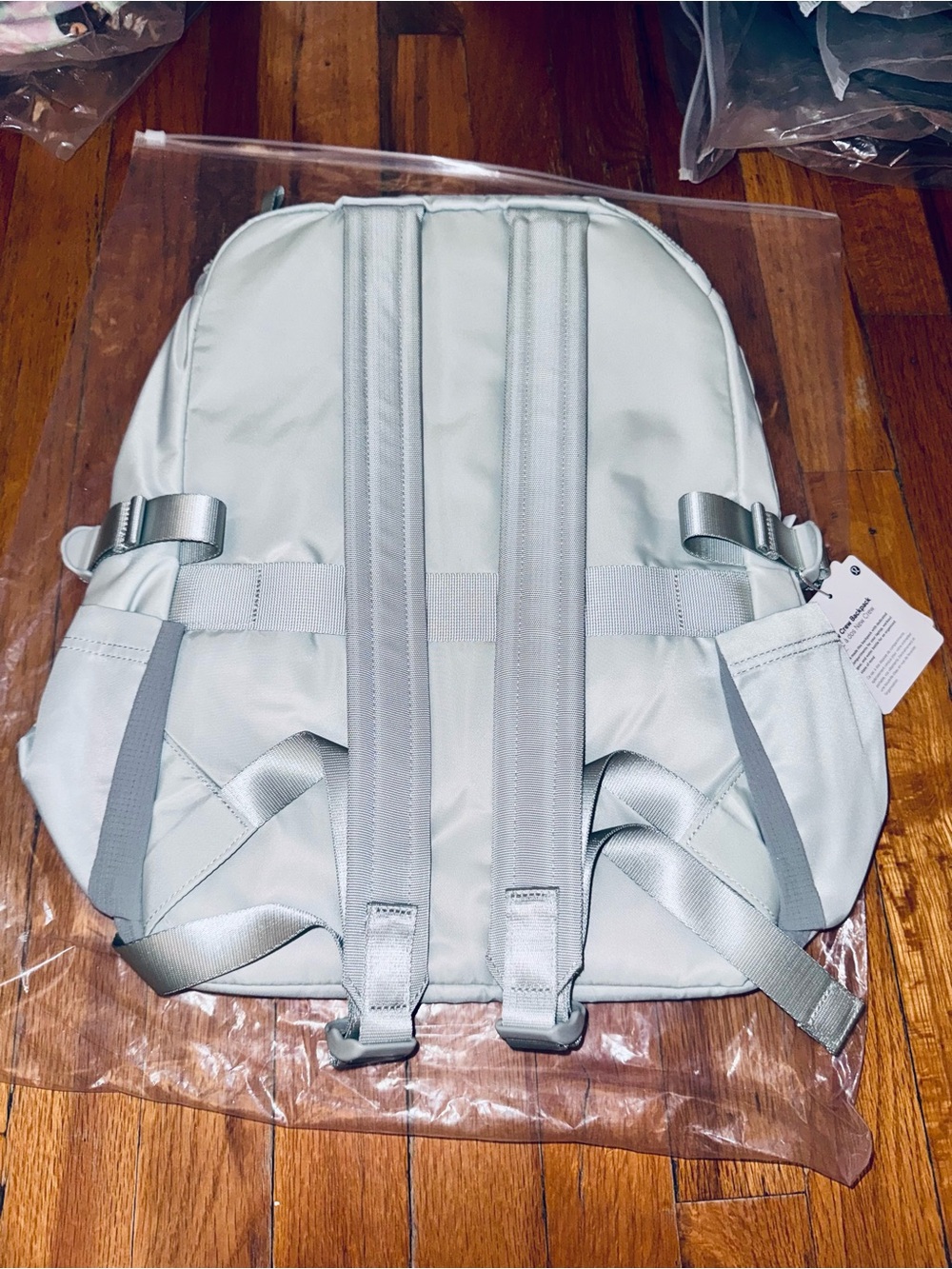 lululemon athletica Light Sage Backpack - 22L - Picture 2 of 7